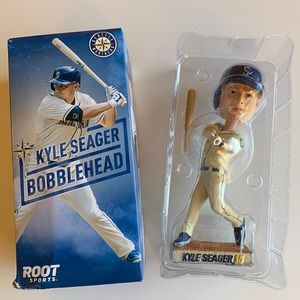 NIB Seattle Mariners 2016 Kyle Seager Bobblehead